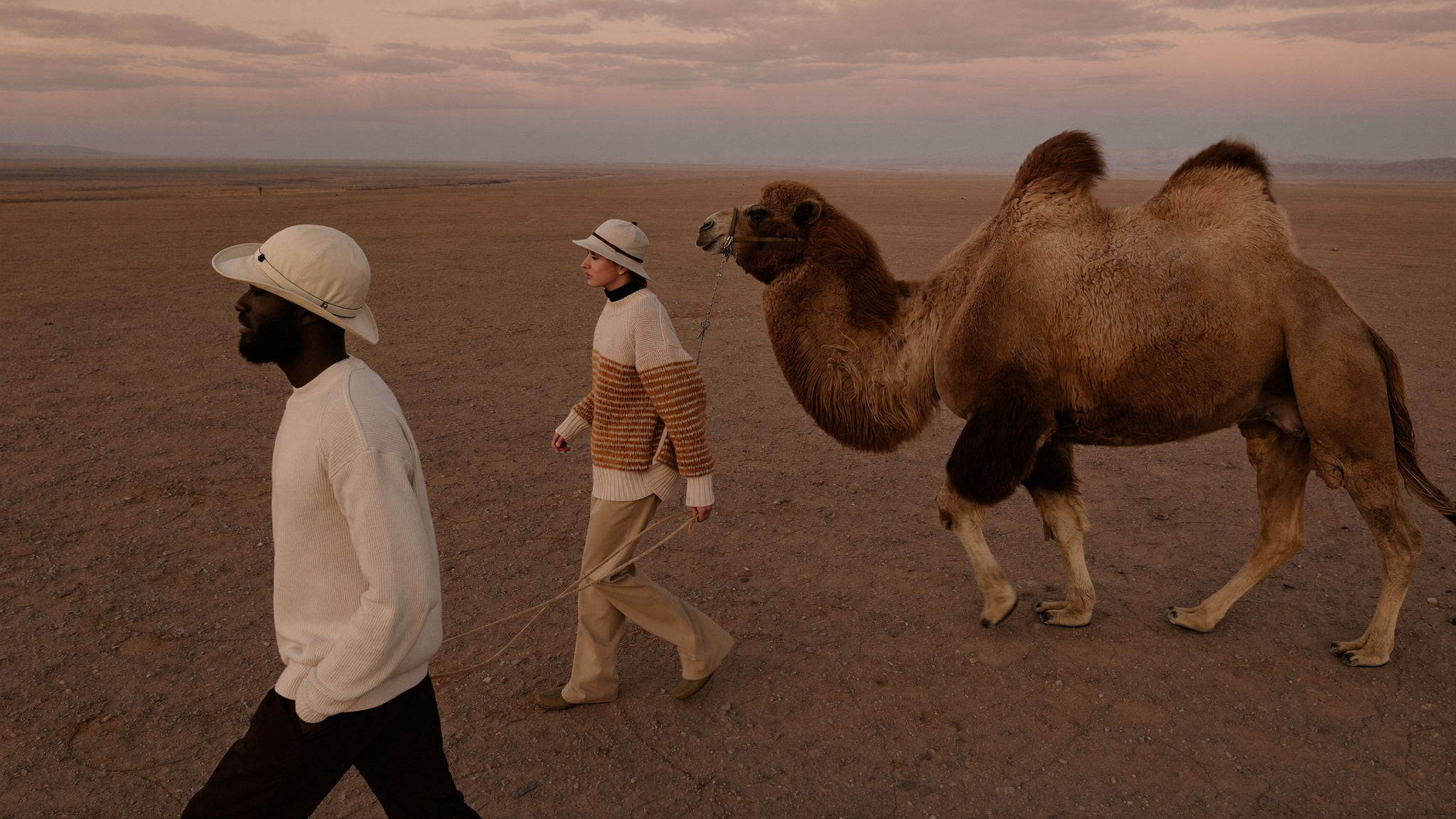 WANLI AW26: crossing the Gobi at dusk