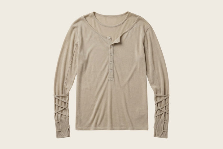 Mergen Henley in Sand, flat